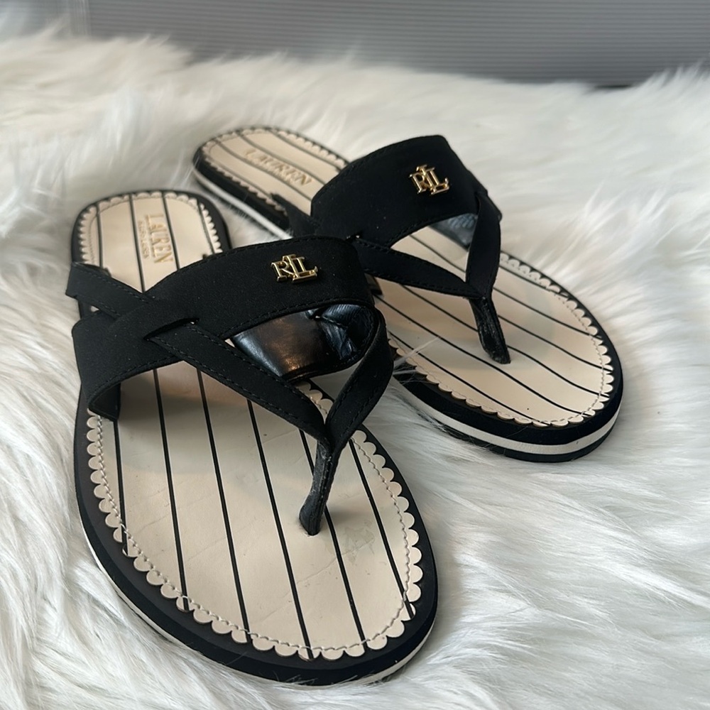 Black, size 10